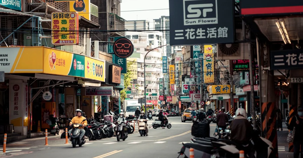 The Ultimate Guide to North District Food Tours and Local Eating