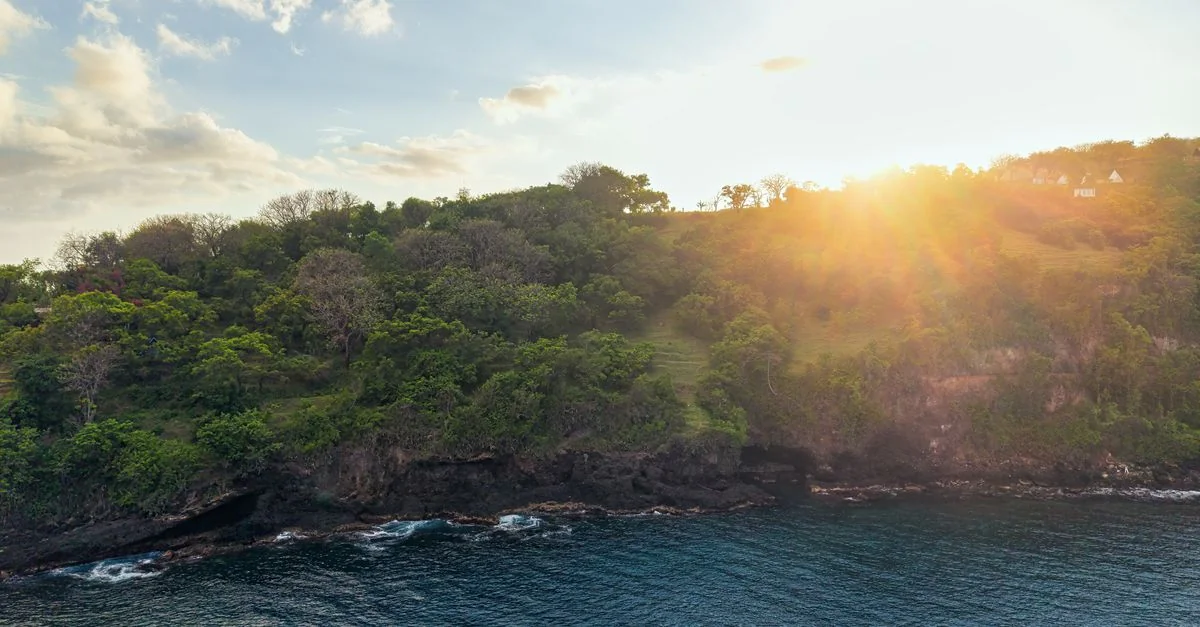 Nusa Dua Water Sports Guide: The Perfect Wave-Catcher’s Paradise