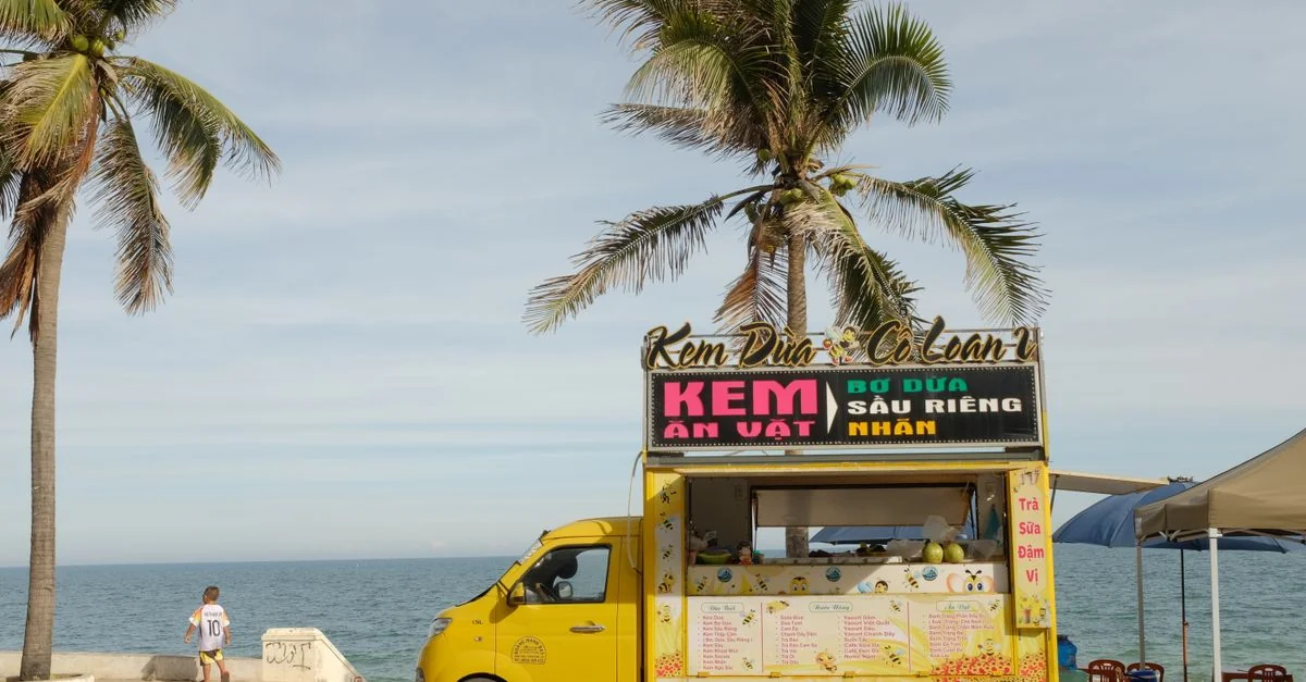 Explore Palm Beach County on Foot: 3 Scavenger Hunt Tours for Every Budget