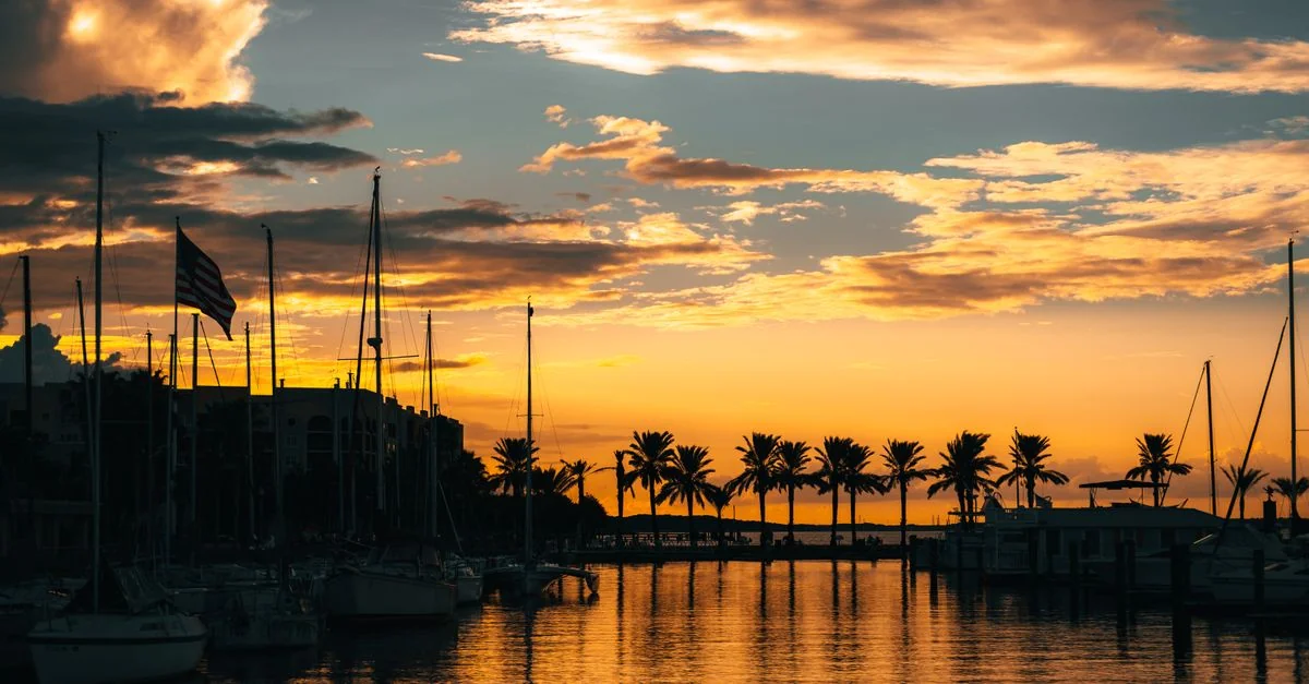 Explore Palm Beach County on Foot: 3 Scavenger Hunt Tours for Every Budget