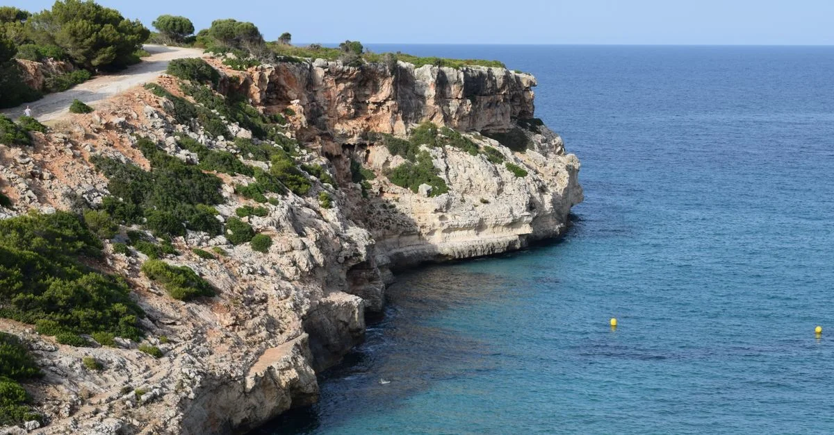 The Ultimate Palma de Mallorca to Ibiza Ferry Travel Guide