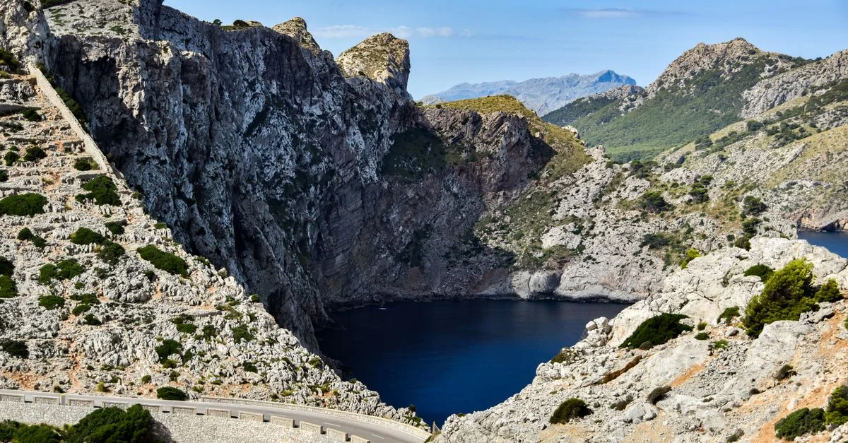 Crossing the Balearic Sea: A Guide to the Palma de Mallorca to Menorca Ferry