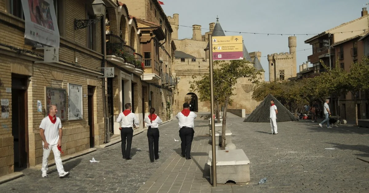 From Pamplona to Madrid: Your Options at a Glance
