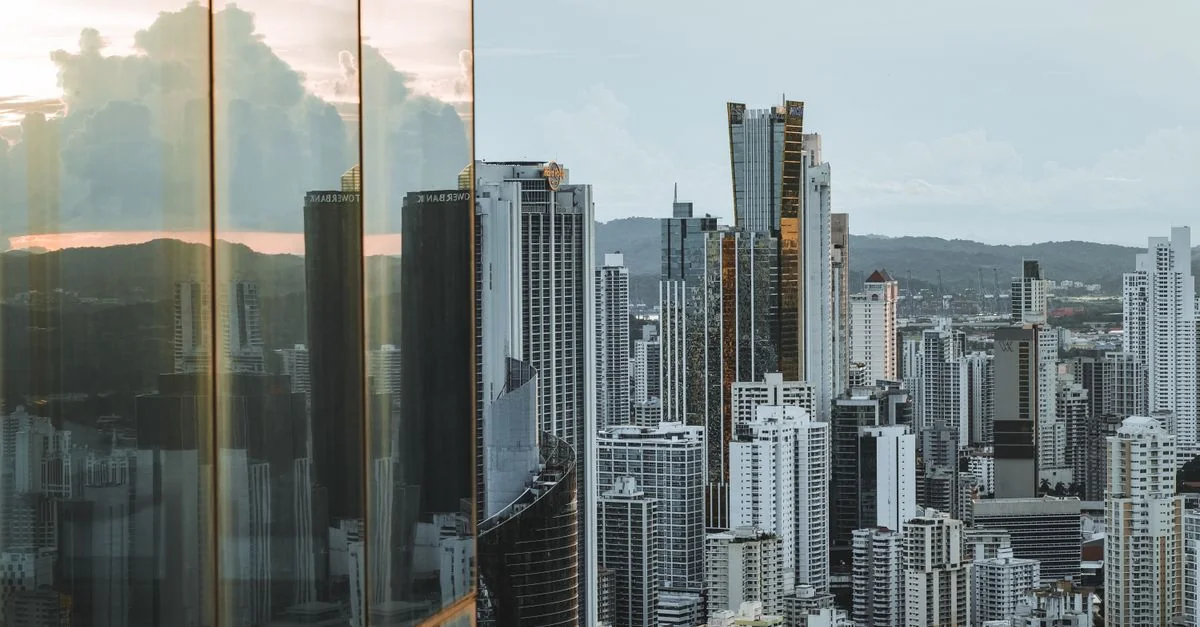 Panama City Day Trip Guide: Engineering Feats and Colonial Streets