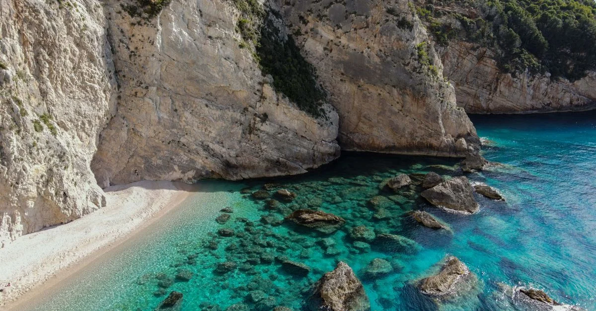 The Ultimate Paxos to Kefalonia Ferry Guide