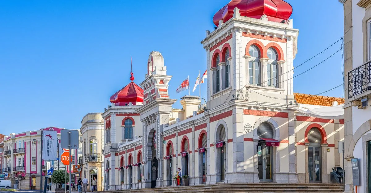 Exploring the Scenic Route from Pombal to Porto: A Journey Through Portugal&rsquo;s Heartland
