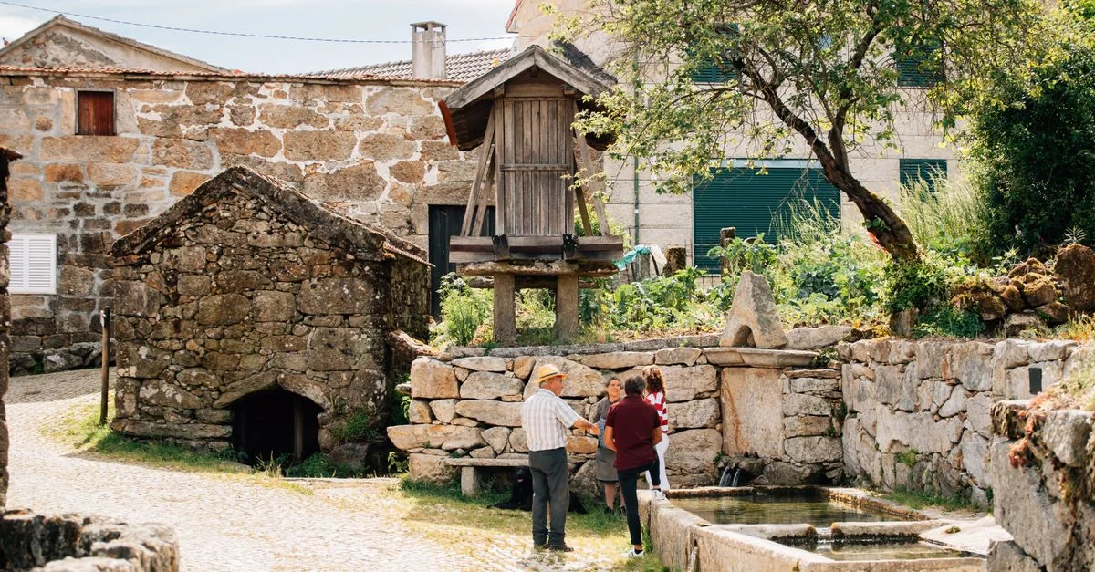 Exploring the Scenic Route from Pombal to Porto: A Journey Through Portugal&rsquo;s Heartland