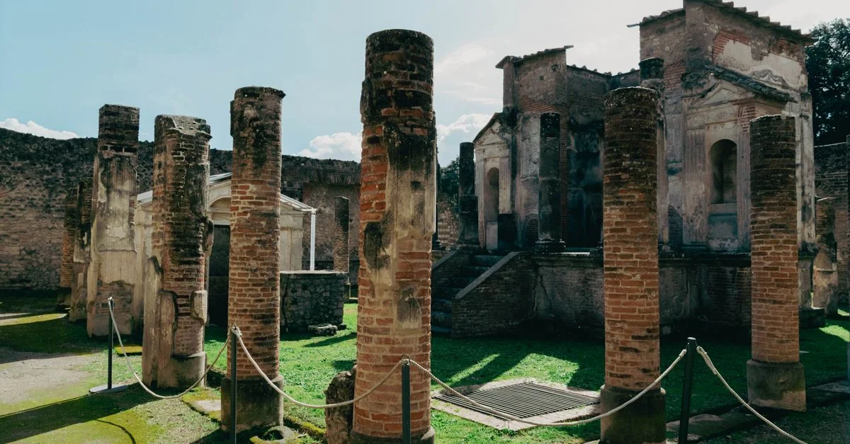 From Ruins to Coastline: The Pompei to Amalfi Ferry Guide