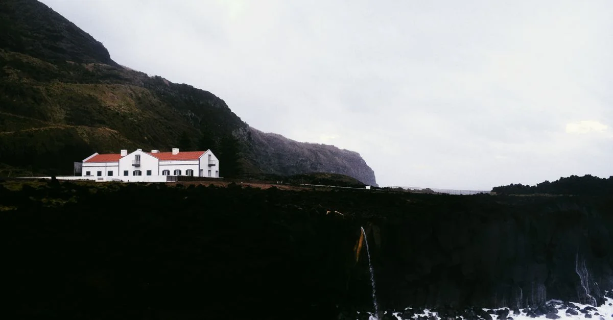 Navigating Volcanic Craters and Tea Plantations: Day Trips Leaving Ponta Delgada
