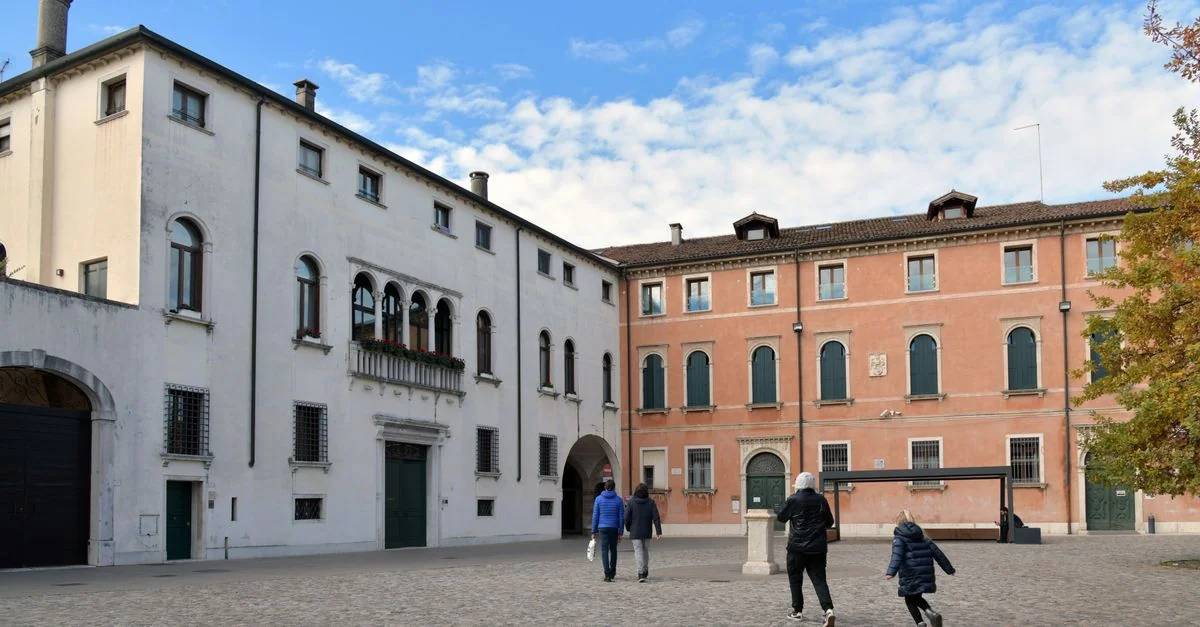 Traveling from Pordenone to Vienna