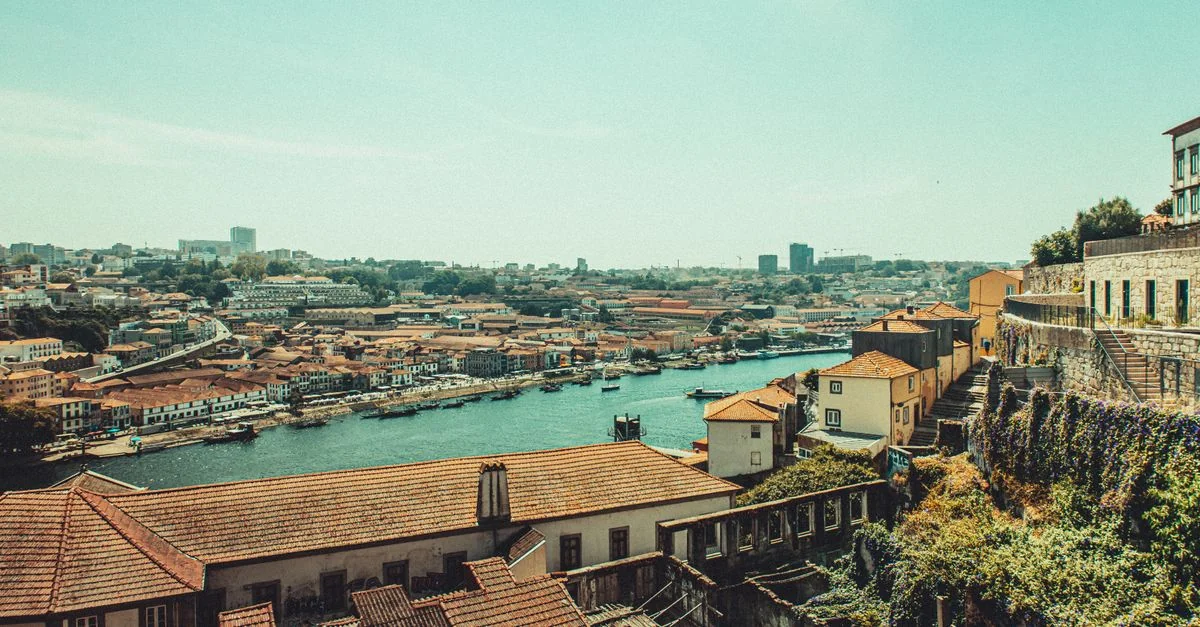 Navigating Porto Through Escape Rooms and Puzzle Games