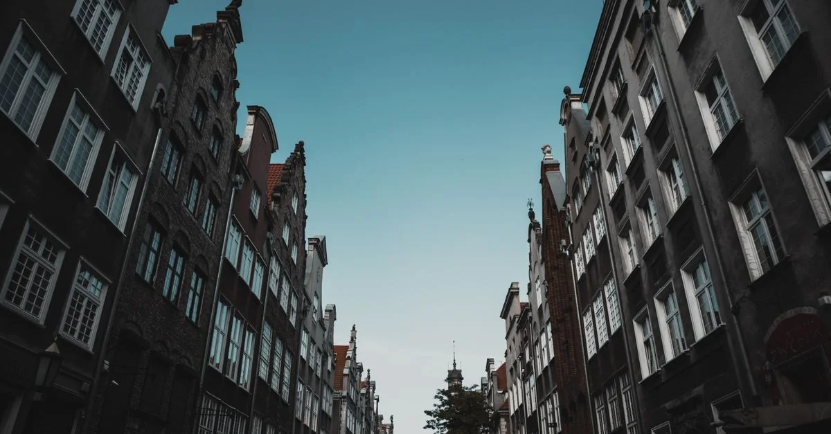 A Practical Guide to Walking Tours in Powiat Gdańsk