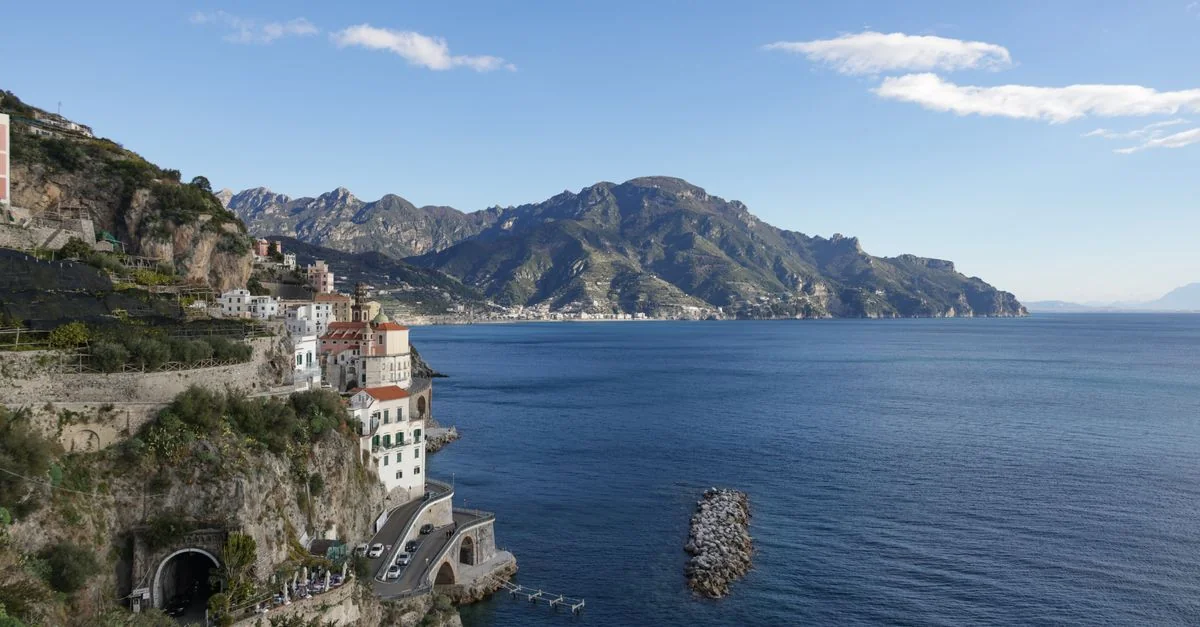 Praiano to Napoli by Ferry: A Seamless Coastal Journey