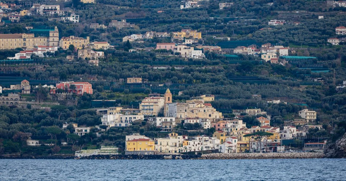 Crossing the Tyrrhenian Sea: A Ferry Guide from Praiano to Salerno