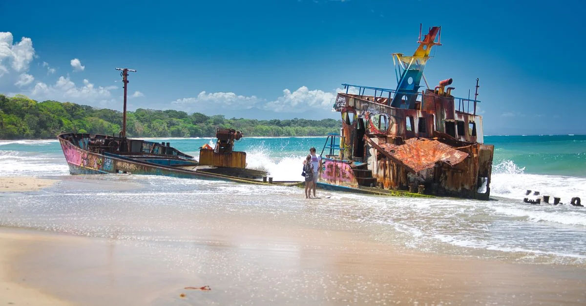 The Ultimate Water Sports Guide to Provincia de Puntarenas