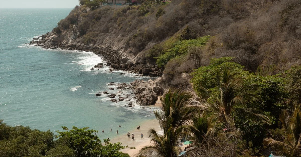 Puerto Escondido Water Sports Guide: Best Marine Activities and Tours