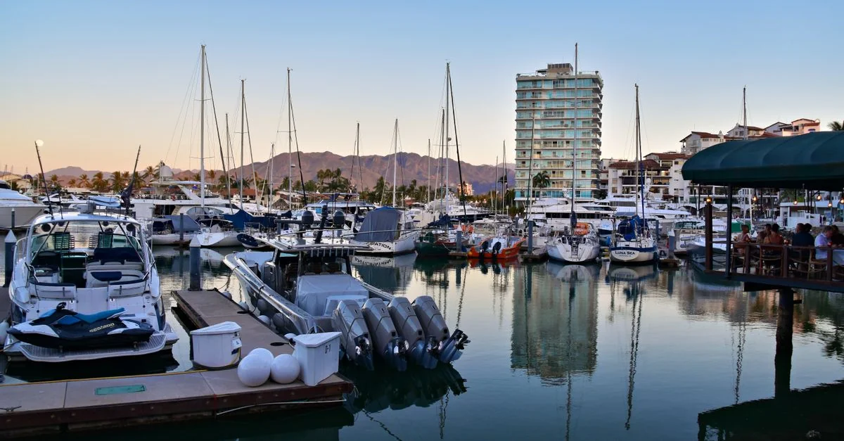 Puerto Vallarta Day Trips: Navigating Mountains and Coastlines on Any Budget
