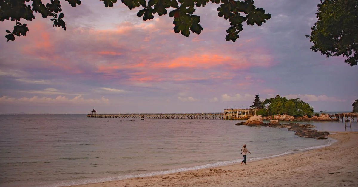 Explore Pulau Pinang on Foot: The Best Walking Tours for Culture and Adventure