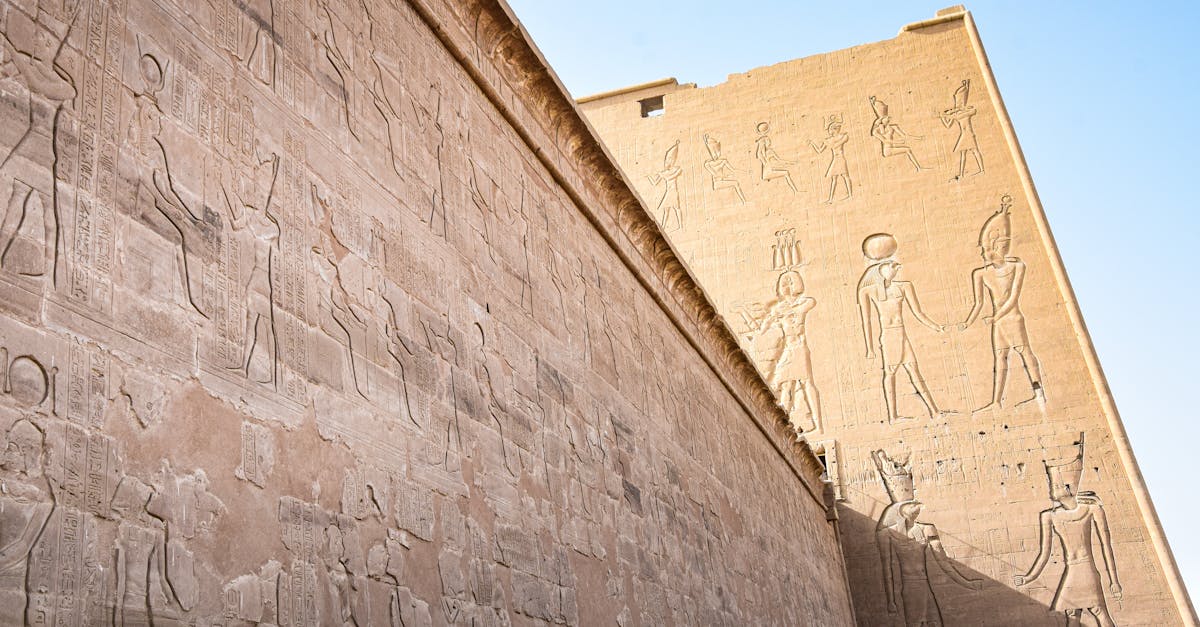 qasr-el-nil-culture-tours