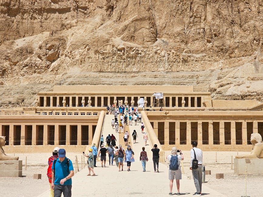 qasr-el-nil-walking-tours