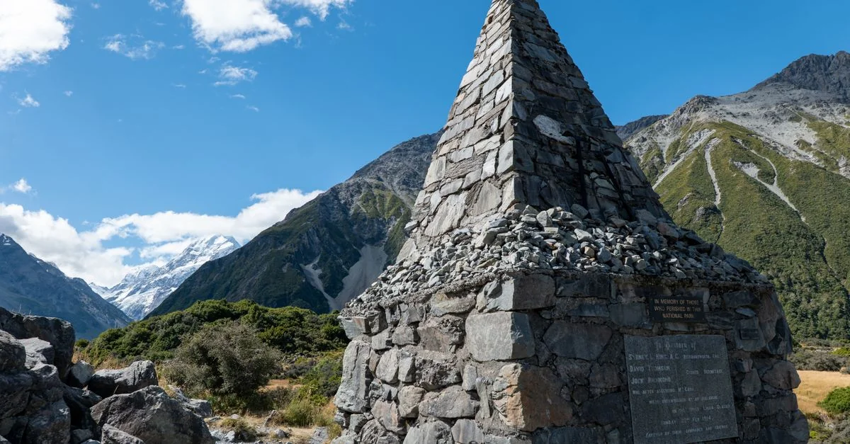 Nature and Wildlife Tours in Queenstown: Safari, Birdwatching and Eco Adventures