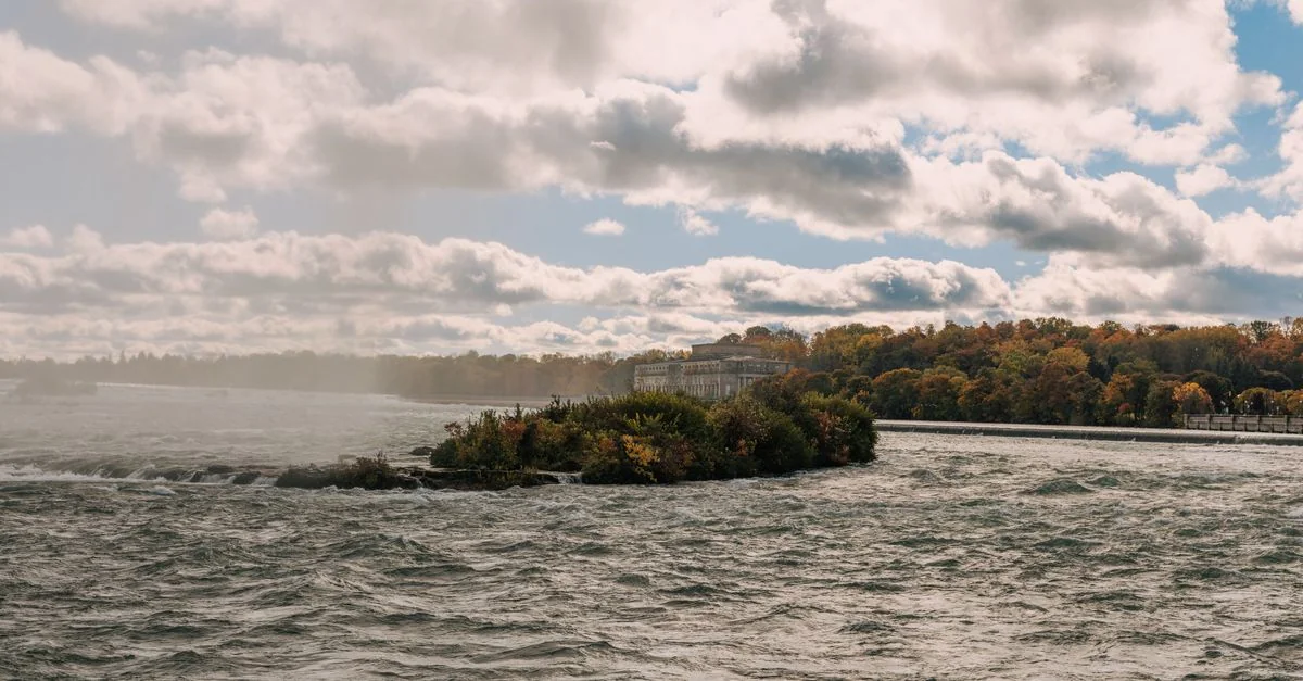 Exploring the Heart of Regional Municipality of Niagara: A Comprehensive City Tours and Sightseeing Guide