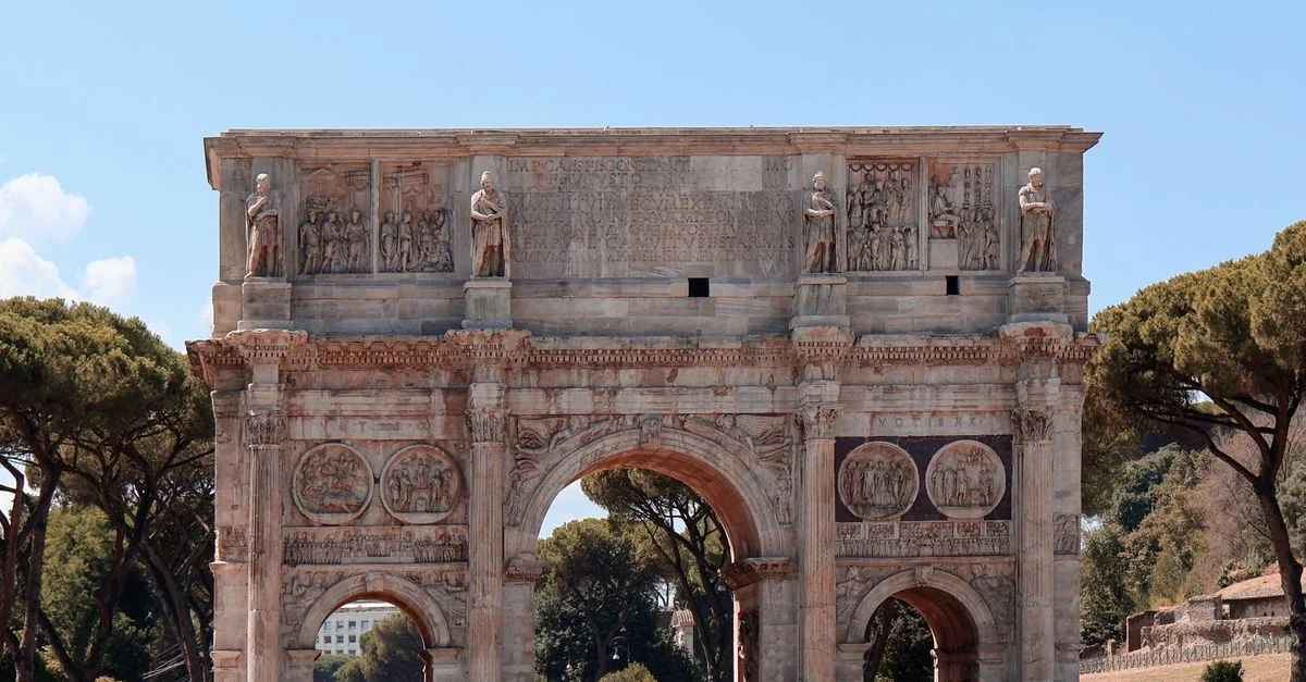 The Ultimate Rome Water Sports Guide: Sailing the Tyrrhenian Coast and Beyond