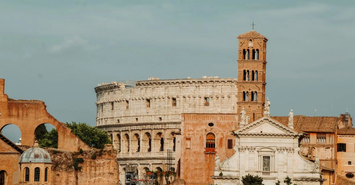 The Ultimate Rome Water Sports Guide: Sailing the Tyrrhenian Coast and Beyond