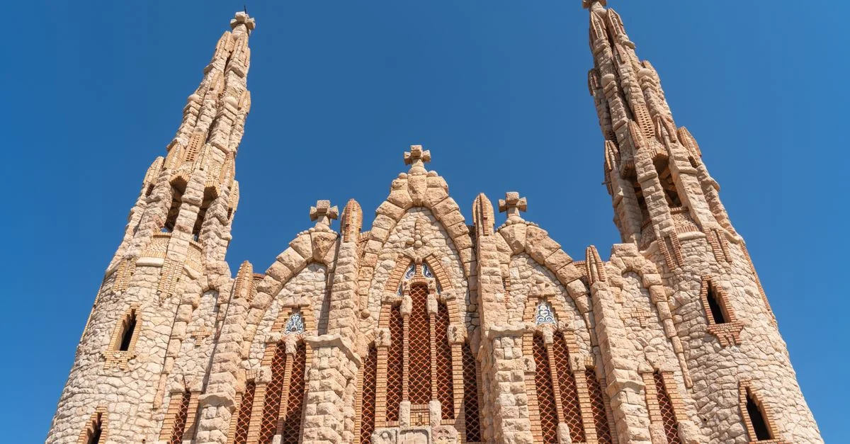 Explore SA, Spain on Foot: The Ultimate Walking Tours Guide
