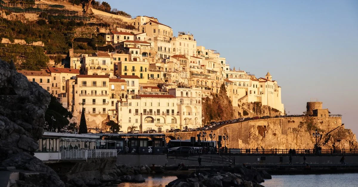 Salerno to Napoli by Bus: A Budget Travel Guide