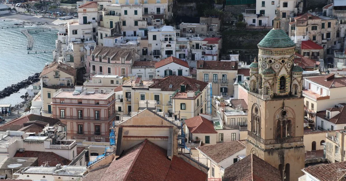 Salerno to Napoli by Bus: A Budget Travel Guide