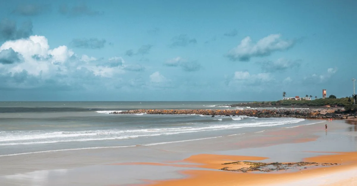 Exploring Salvador on Foot: The Best Walking Tours for an Unforgettable Experience