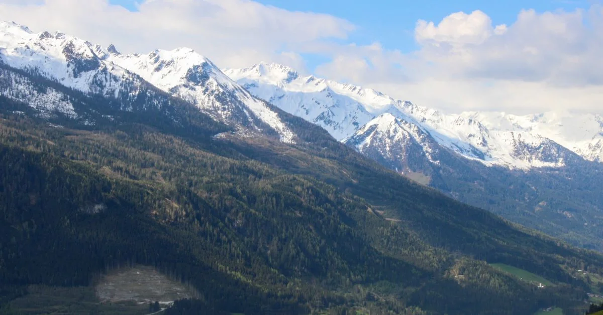 Traveling Between Salzburg and Munich: A Practical Guide