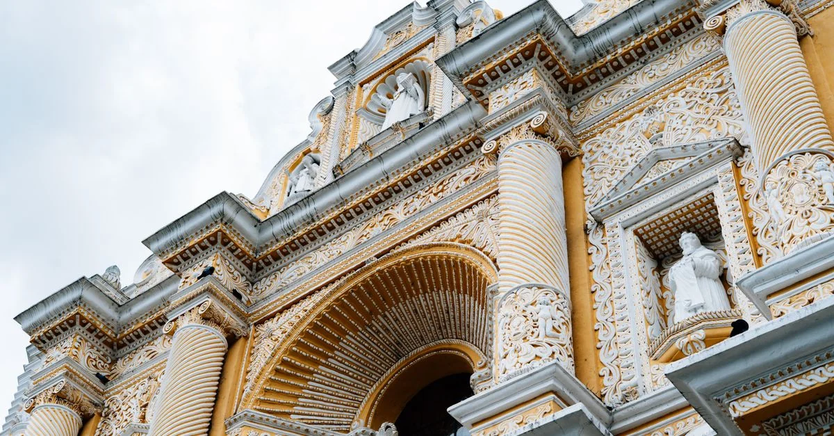 San José Day Trips: Volcanic Slopes and Market Flavors