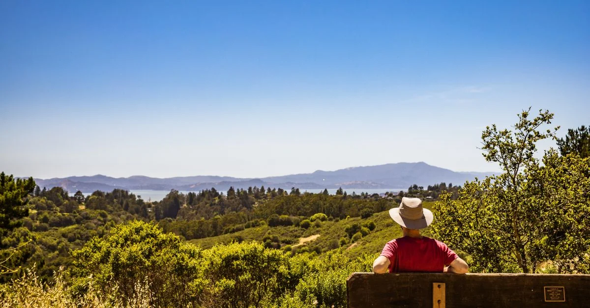 Exploring San Mateo County on Foot: The Best Walking Tours for Every Budget