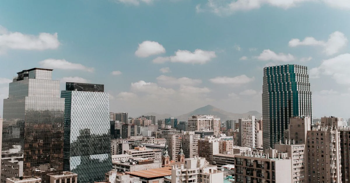 Santiago Day Trip Guide: Mountains, Coastlines and Estate Cellars