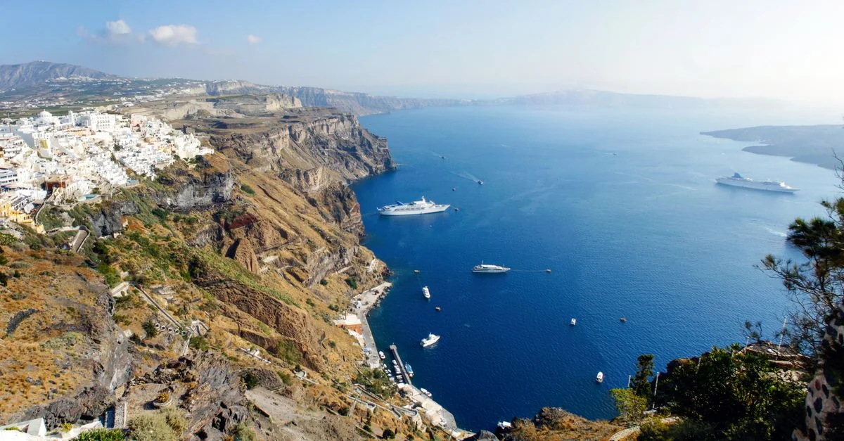 Exploring the Greek Islands: A Journey from Santorini to Athens