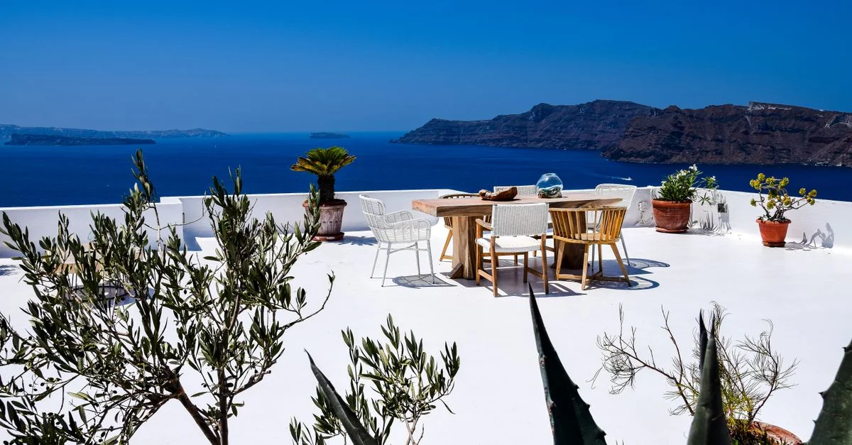 Santorini to Crete by Ferry: A Seasoned Traveler’s Guide