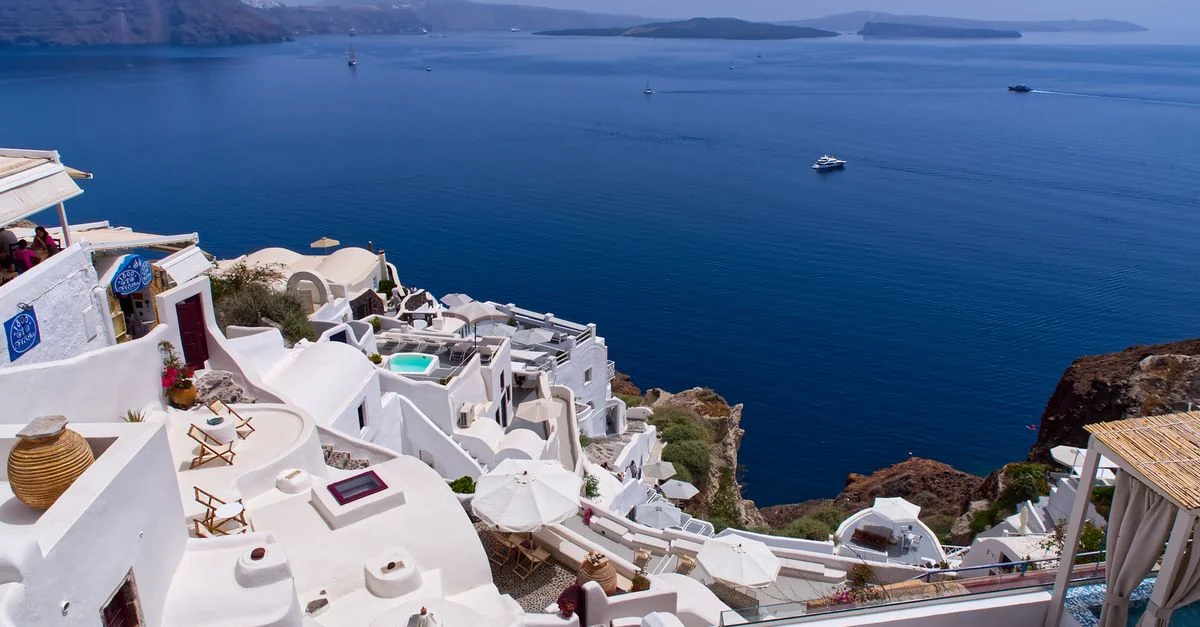 Santorini to Crete by Ferry: A Seasoned Traveler’s Guide