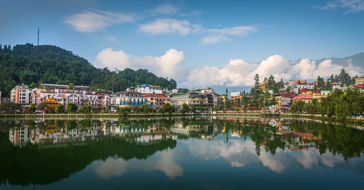 Navigating Sapa: Rice Terraces and Mountain Summits on Any Budget