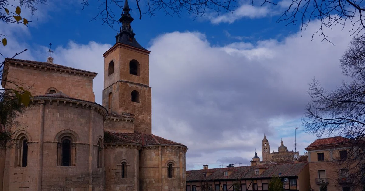 The Segovia to Madrid Bus Guide: Cheap Travel Between Castilian Cities