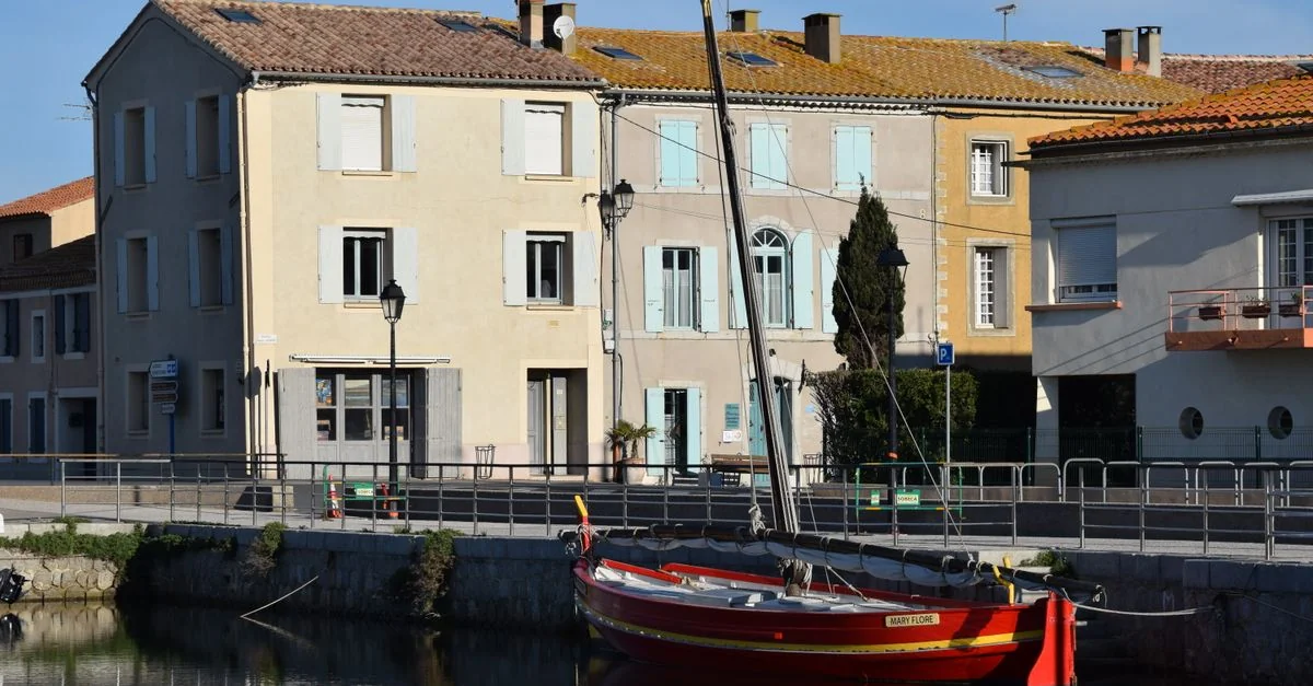 Navigating Arrival Logistics: The Ultimate Seine-Maritime Airport and Transfer Guide