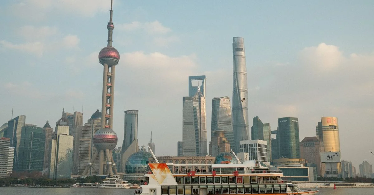 Shanghai City Tours and Sightseeing Guide: Navigating the Metropolis