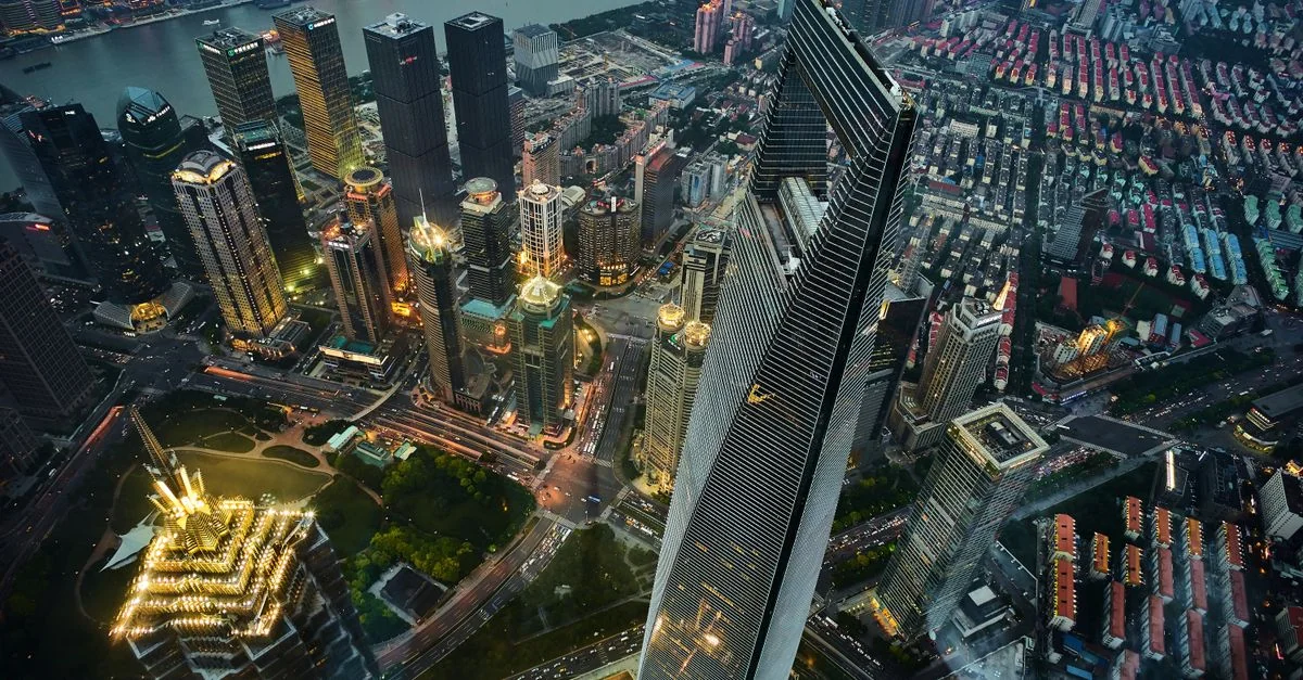 Shanghai: A Study in Contrast and Classical Art