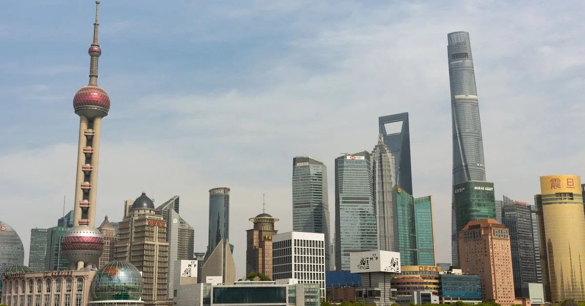 Shanghai: A Study in Contrast and Classical Art