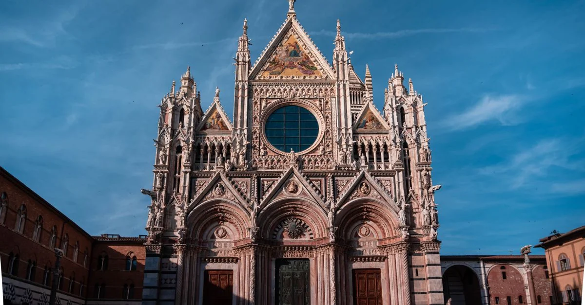 Traveling from Siena to Bologna by Bus: A Practical Guide