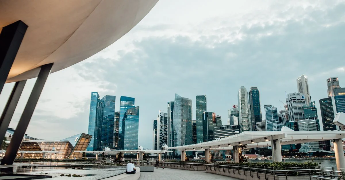 The Ultimate Singapore Walking Tours Guide for Foot Travelers
