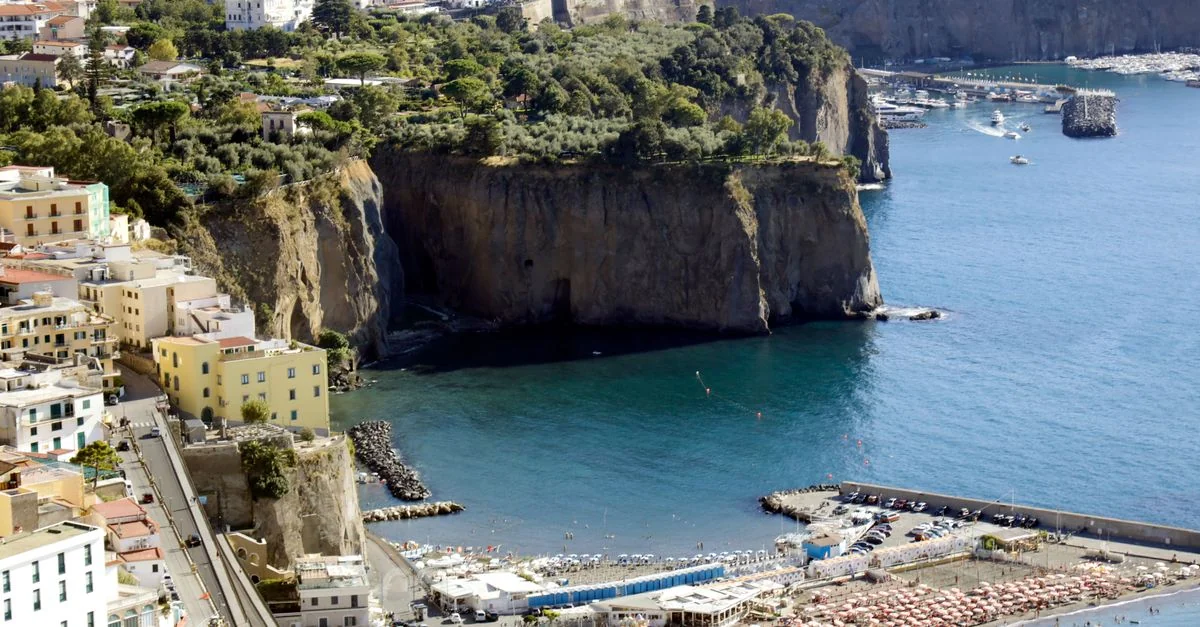 Traveling from Sorrento to Rome: A Practical Guide