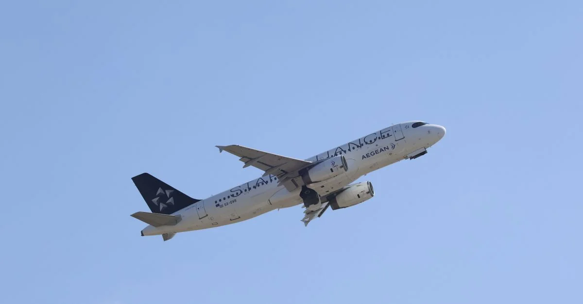 A Data-Driven Review of STARLUX AIRLINES (JX)