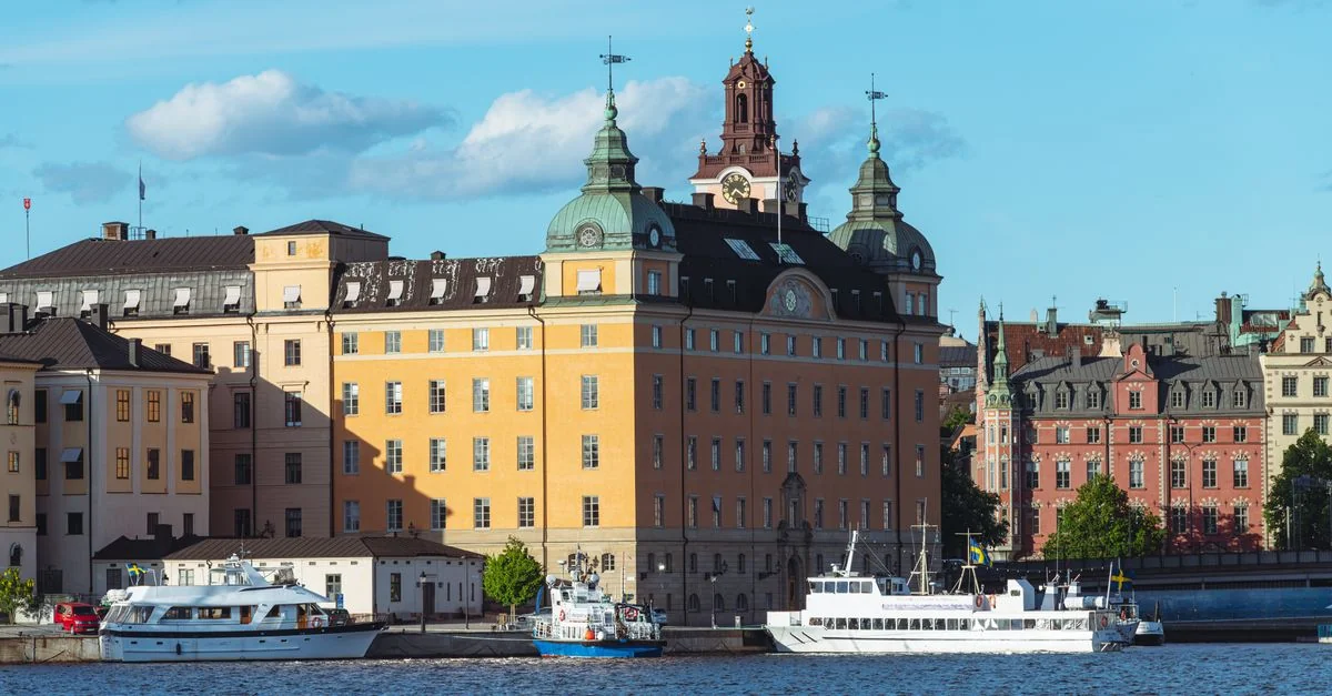 Traveling Between Stockholm and Berlin